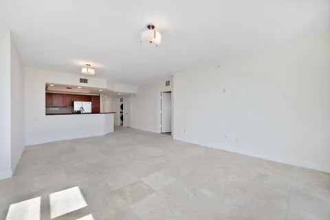 $475,000 | 15051 Royal Oaks Lane, North Miami, FL 33181