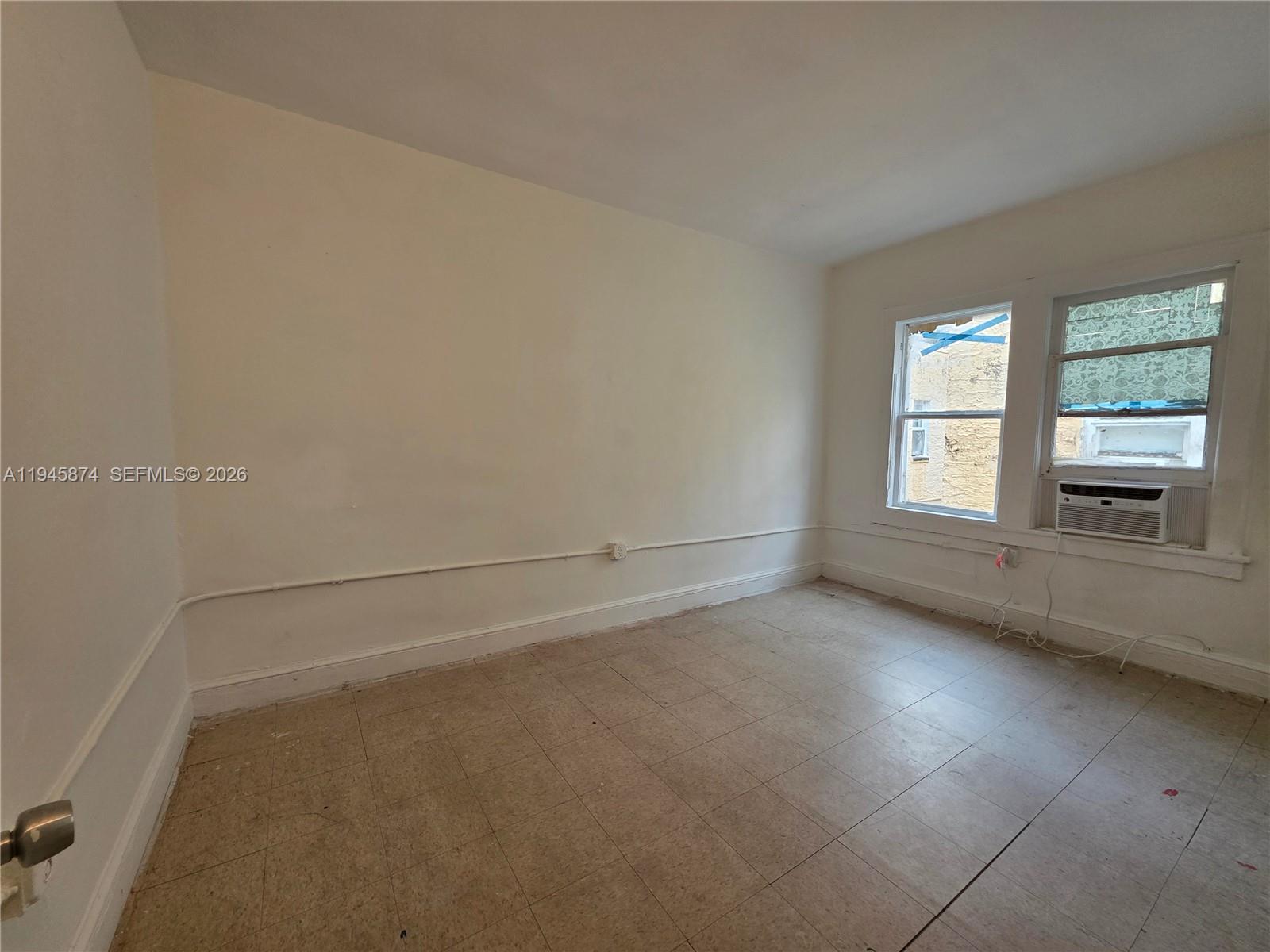 1005 Southwest 19th Avenue, Unit 6 Miami, FL 33135 - Photo 17 of 21