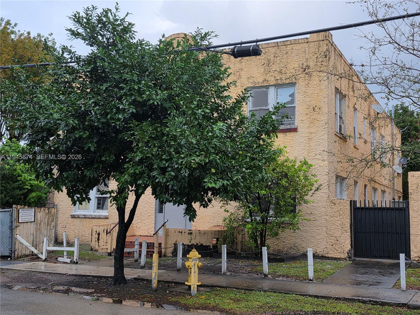 1005 Southwest 19th Avenue, Unit 6 Miami, FL 33135 - Photo 3 of 21