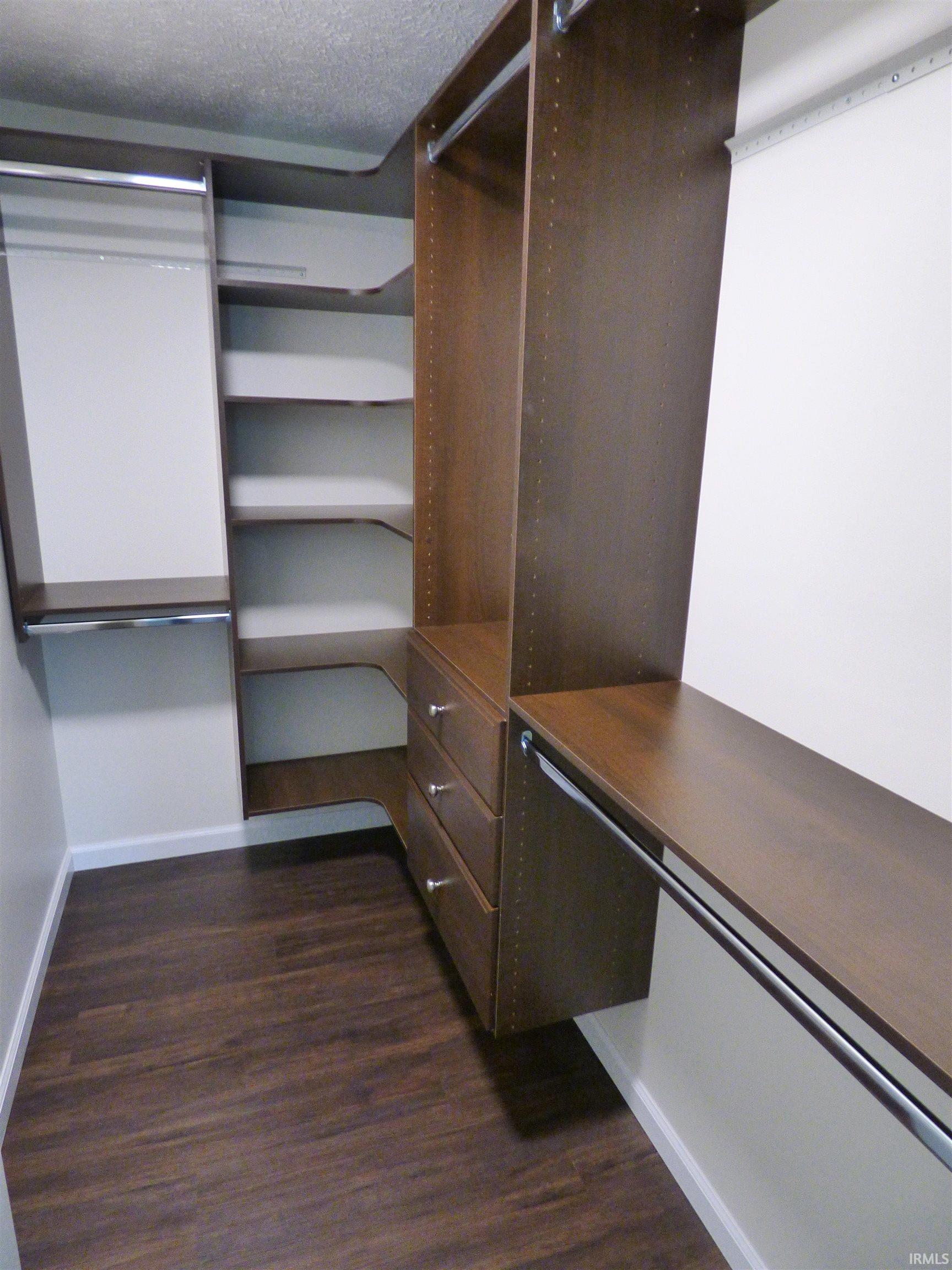 55075 Sundown Road South Bend, IN 46628 - Photo 16 of 26