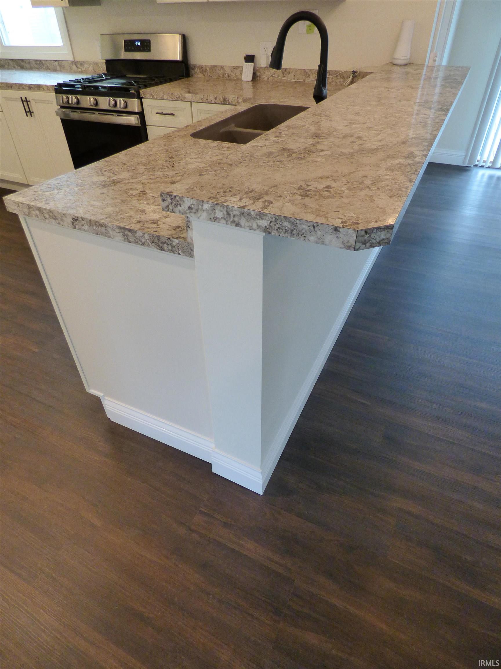 55075 Sundown Road South Bend, IN 46628 - Photo 6 of 26