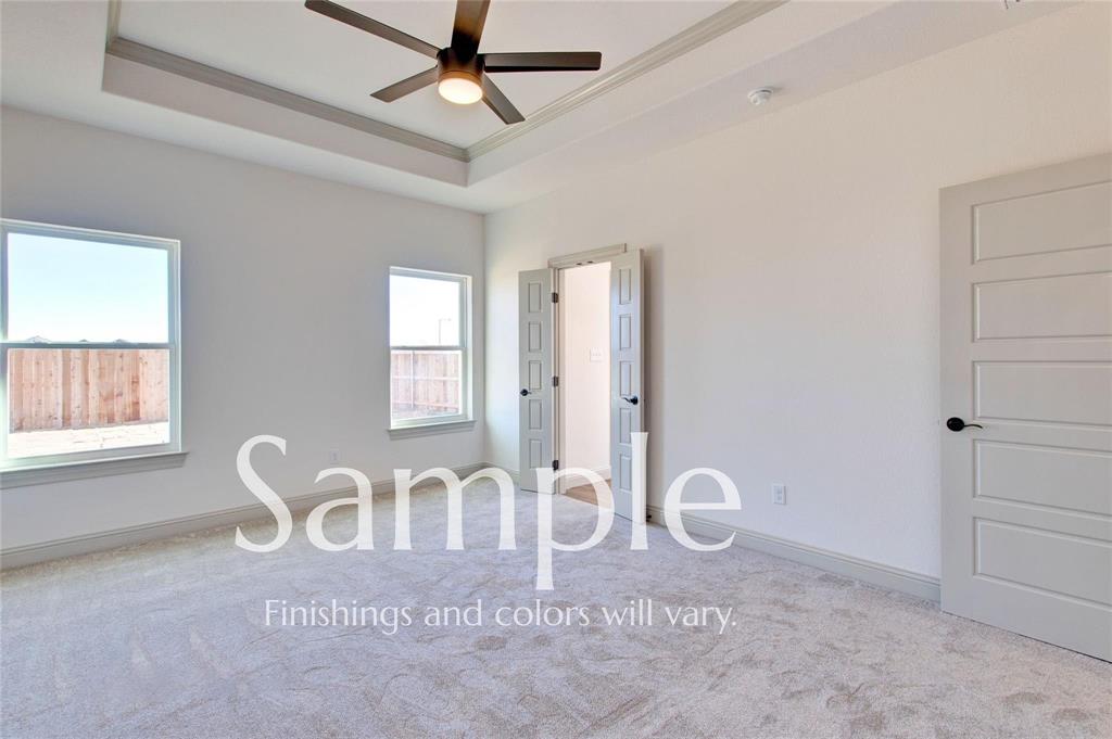 7648 Mountain View Road Abilene, TX 79602 - Photo 11 of 21 a view of a livingroom with white cabinets