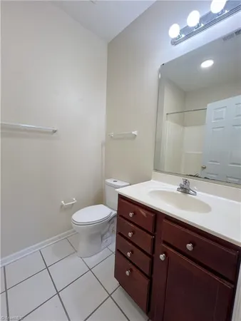 $1,600 | 3001 Greystone Point, Unit F, Greensboro, NC 27410