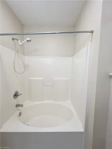 $1,700 | 3001 Greystone Point, Unit F, Greensboro, NC 27410