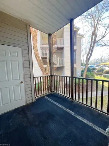 $1,700 | 3001 Greystone Point, Unit F, Greensboro, NC 27410
