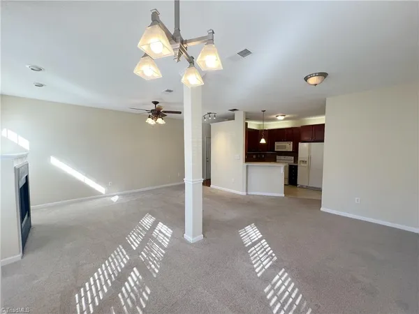 $1,600 | 3001 Greystone Point, Unit F, Greensboro, NC 27410