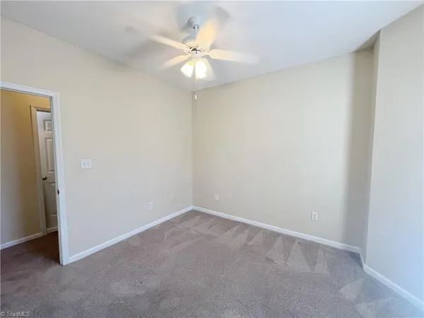 $1,600 | 3001 Greystone Point, Unit F, Greensboro, NC 27410