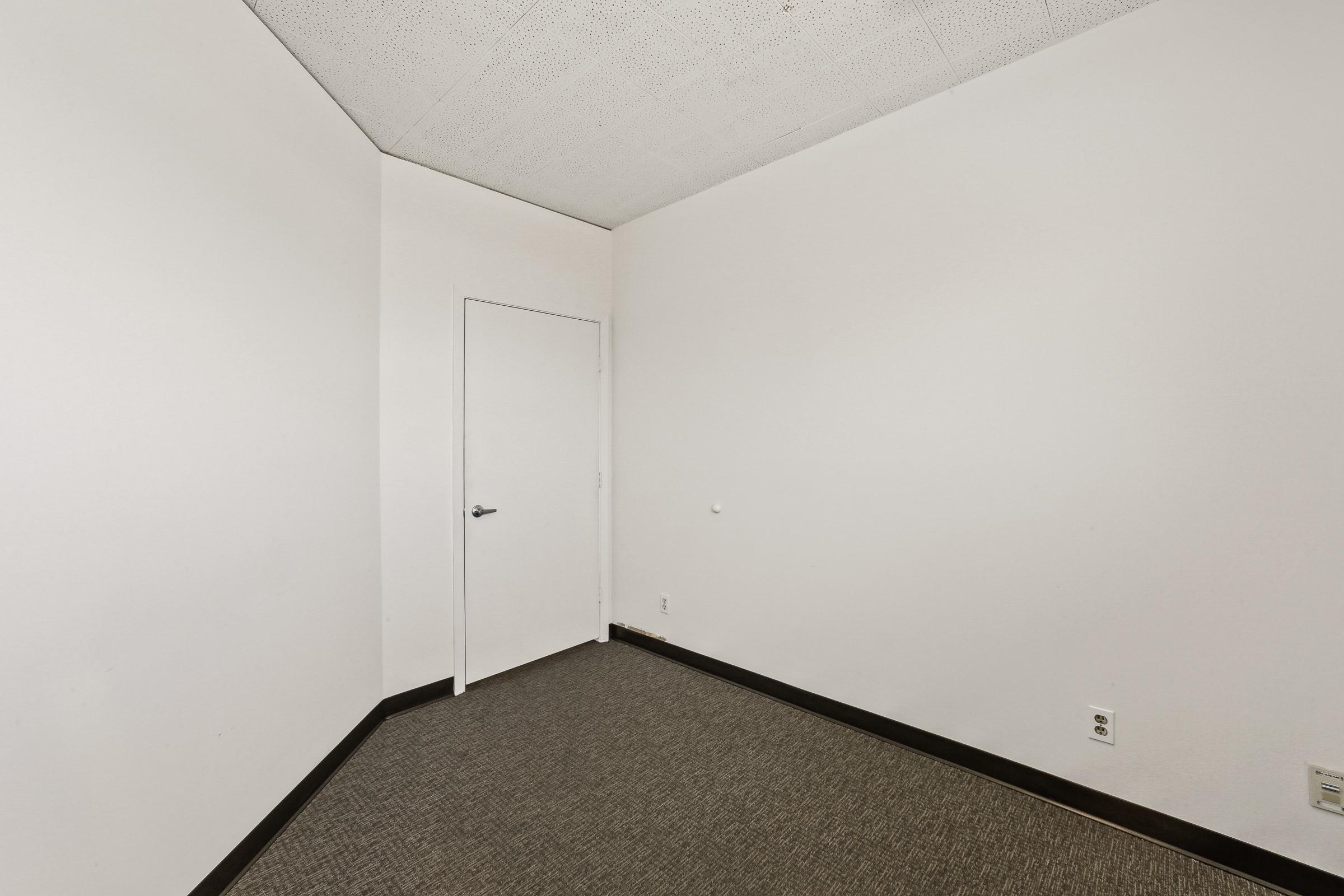 920 East Wolverton Court Spokane, WA 99207 - Photo 13 of 24