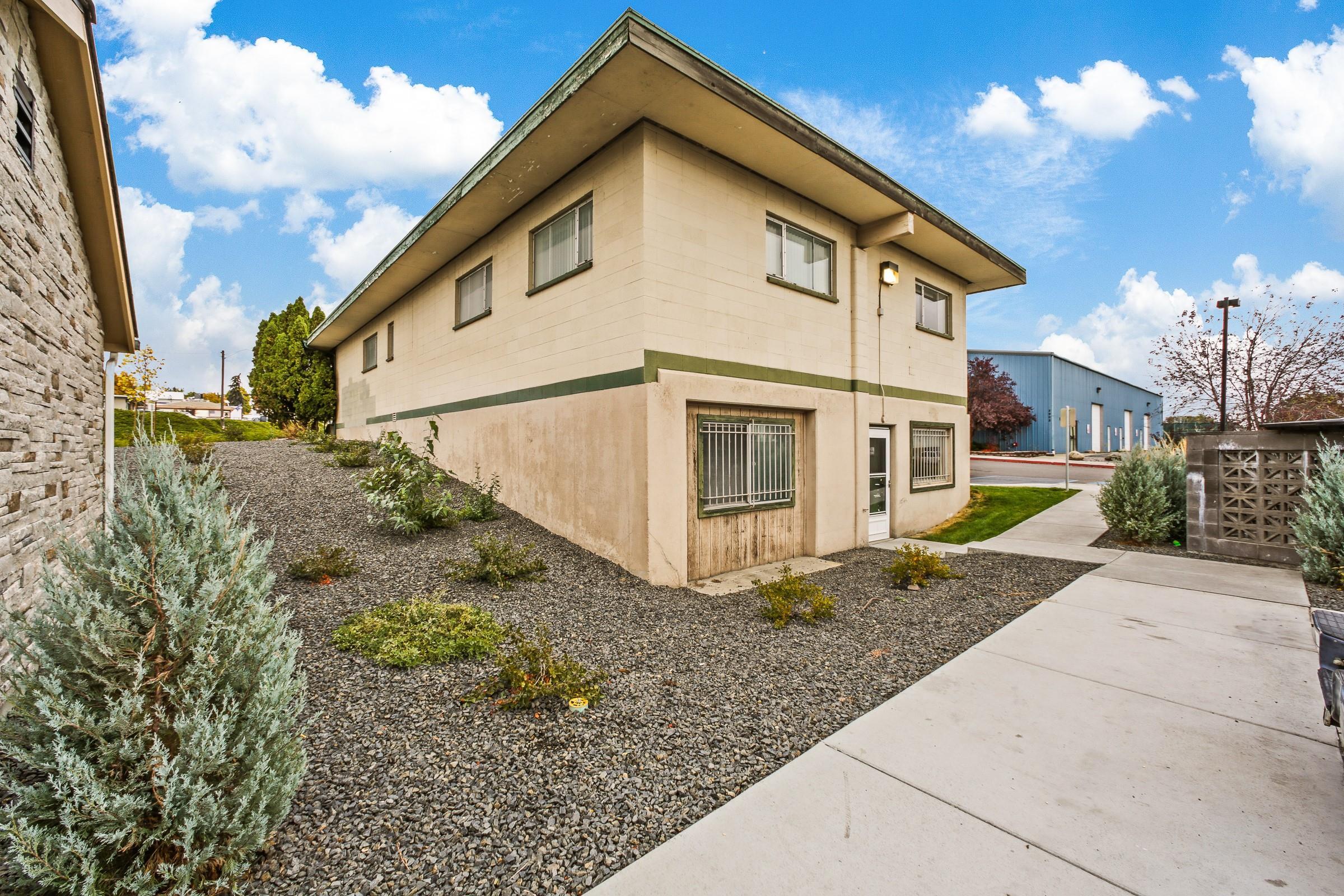 920 East Wolverton Court Spokane, WA 99207 - Photo 23 of 24