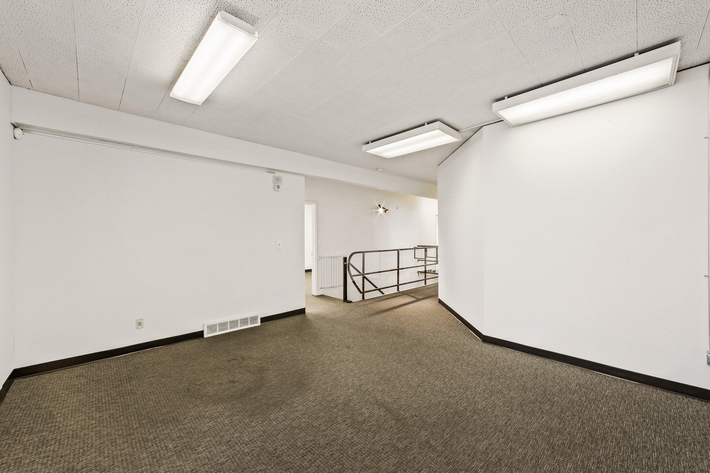 920 East Wolverton Court Spokane, WA 99207 - Photo 6 of 24