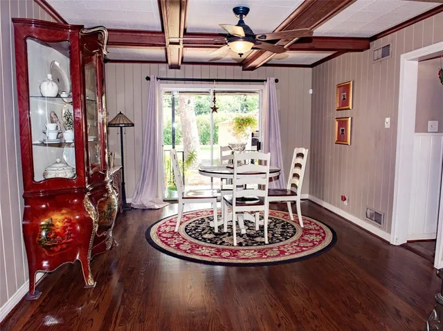 a view of a livingroom with furniture and front door