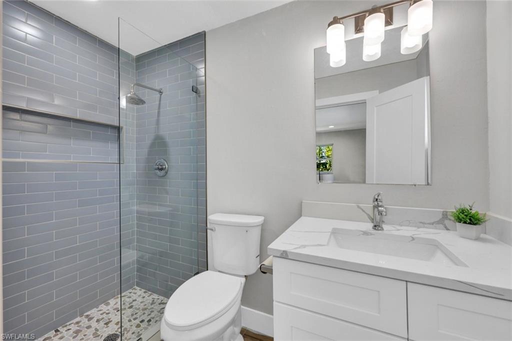 373 Egret Avenue Naples, FL 34108 - Photo 14 of 35