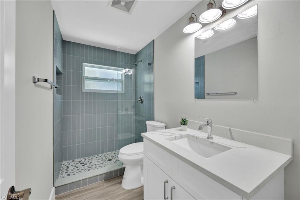 373 Egret Avenue Naples, FL 34108 - Photo 17 of 35