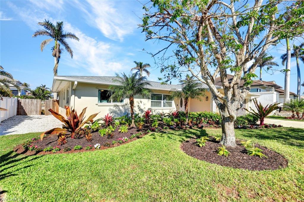 373 Egret Avenue Naples, FL 34108 - Photo 32 of 35