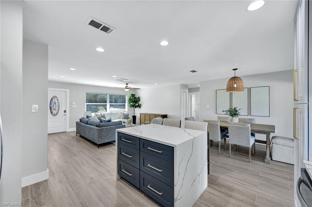 373 Egret Avenue Naples, FL 34108 - Photo 4 of 35