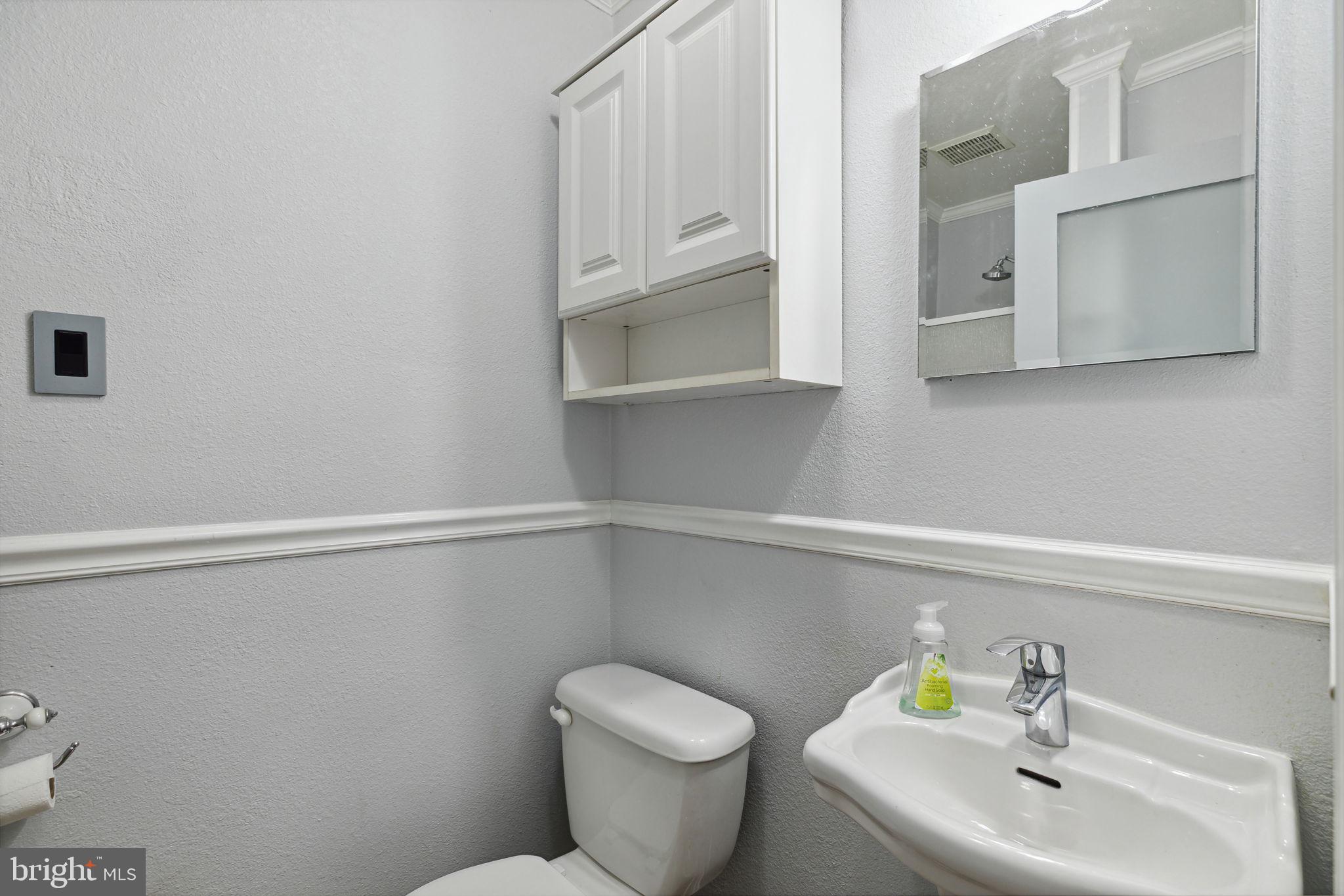 4818 Trinity Street Philadelphia, PA 19143 - Photo 12 of 57