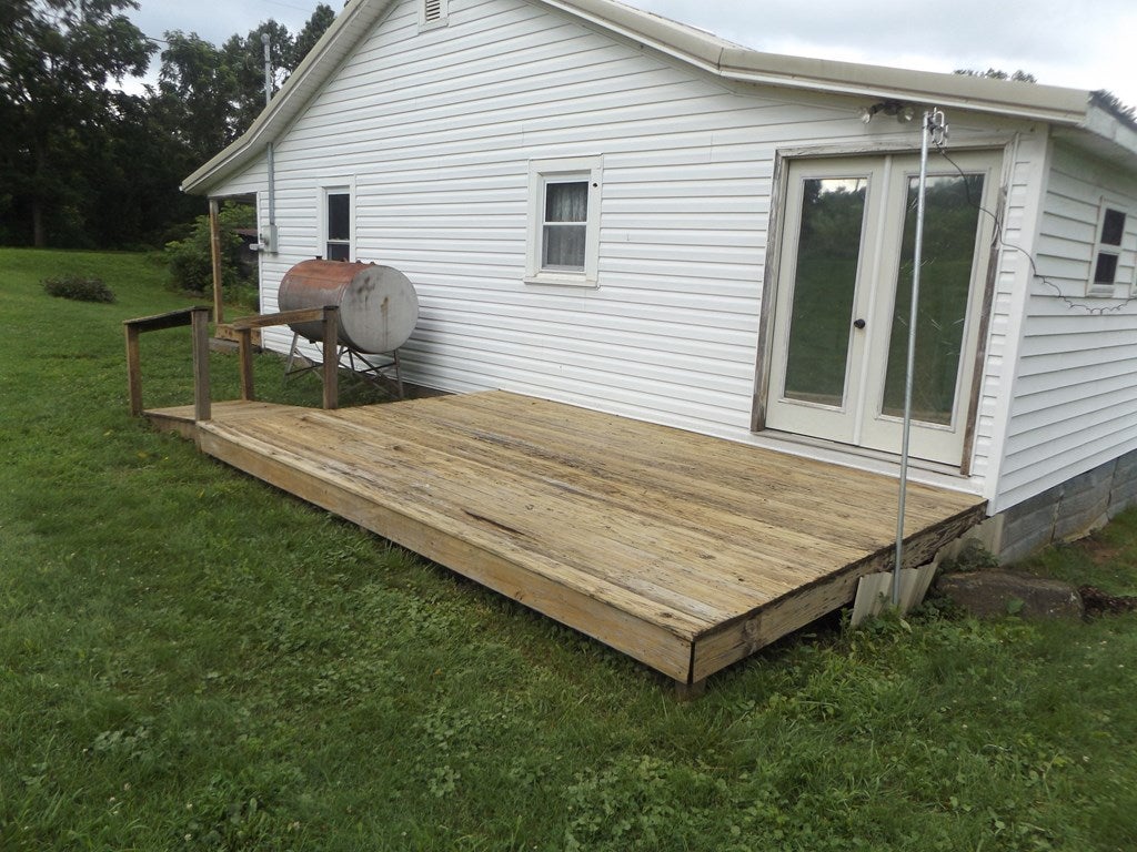 1499 Pridemoore Road Galax, VA 24333 - Photo 16 of 21 Gallery Image 16