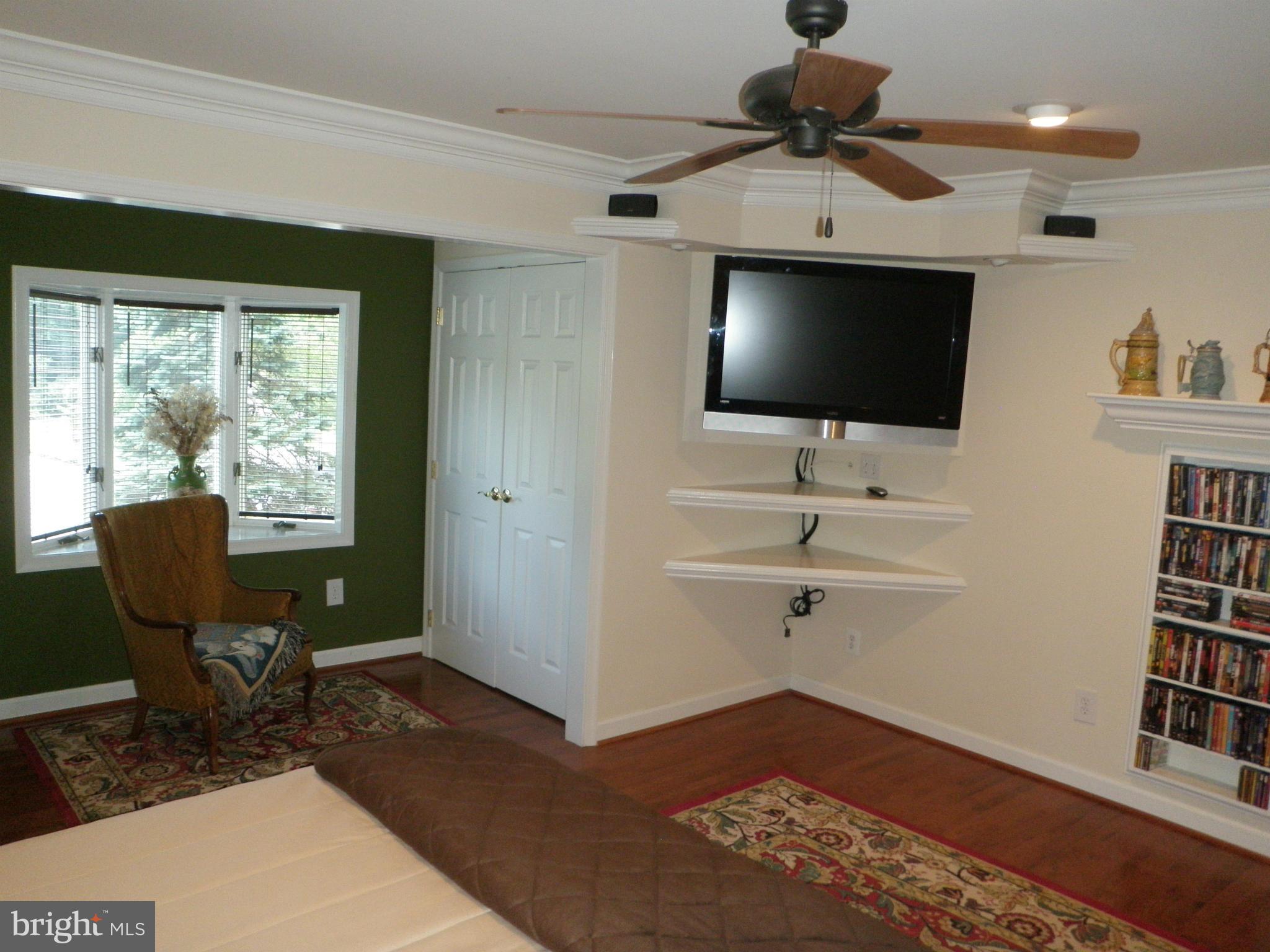 1608 Colony Road Pasadena, MD 21122 - Photo 17 of 30 Bedroom (Master) First floor w/ a study