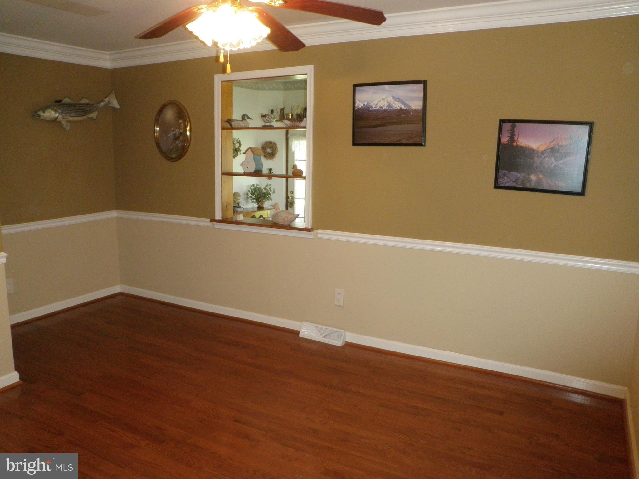 1608 Colony Road Pasadena, MD 21122 - Photo 18 of 30 Bedroom
