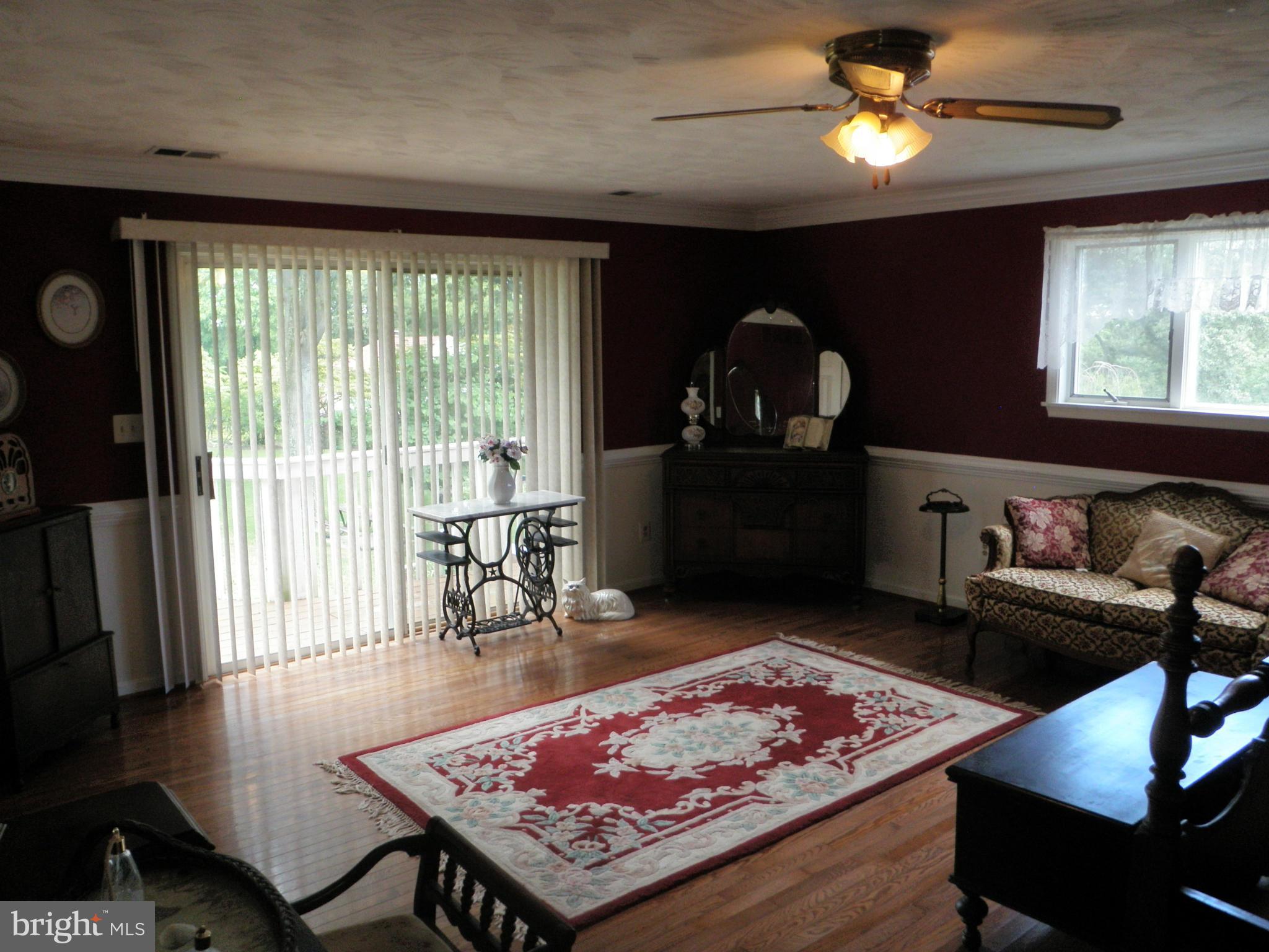 1608 Colony Road Pasadena, MD 21122 - Photo 21 of 30 Bedroom (Master)