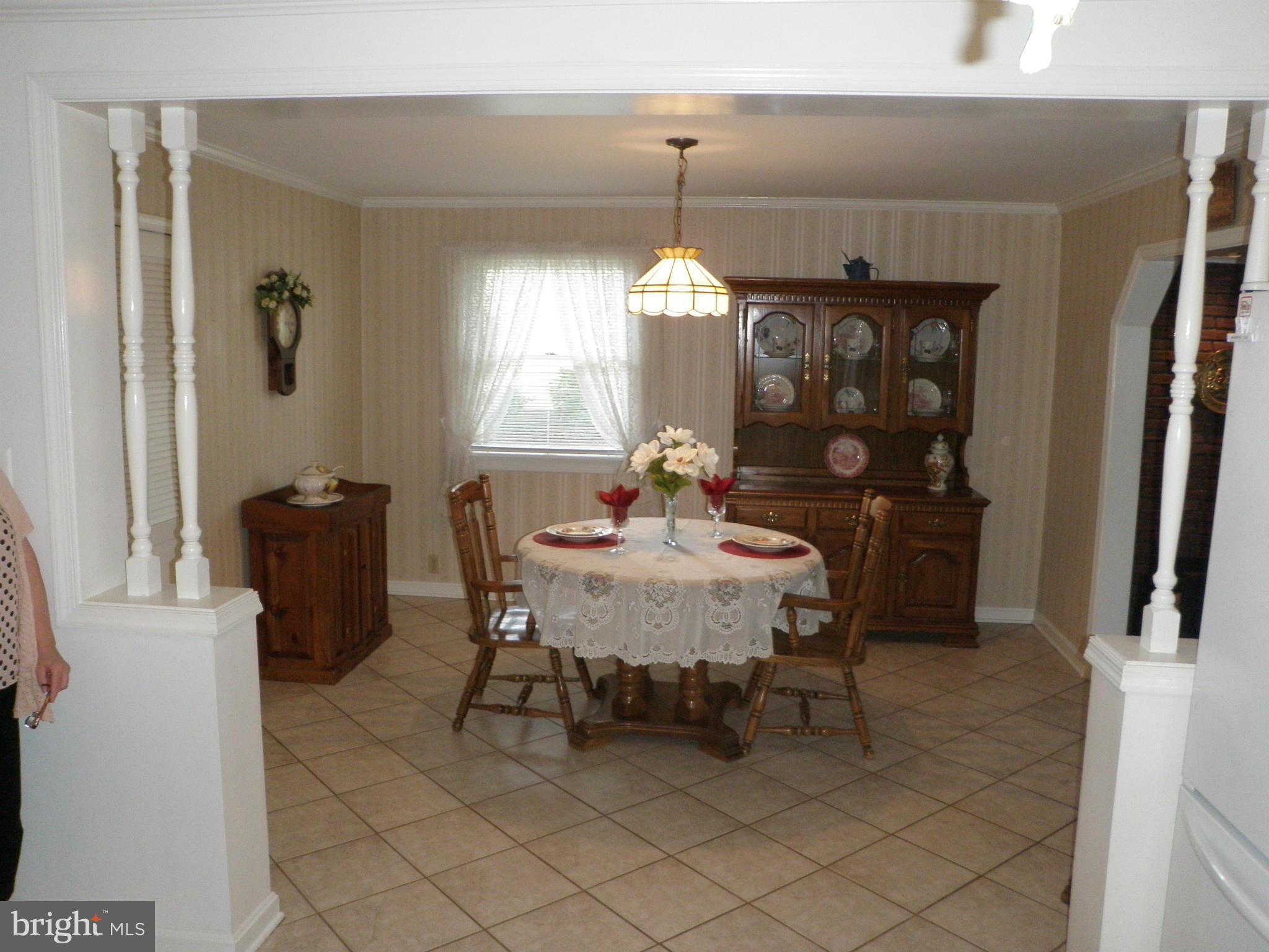 1608 Colony Road Pasadena, MD 21122 - Photo 9 of 30 Dining Room