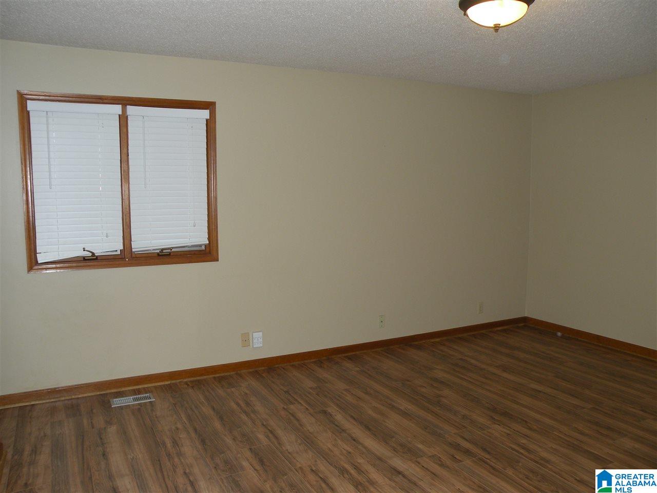 1820 Pleasant Ridge Drive Sylacauga, AL 35150 - Photo 17 of 33