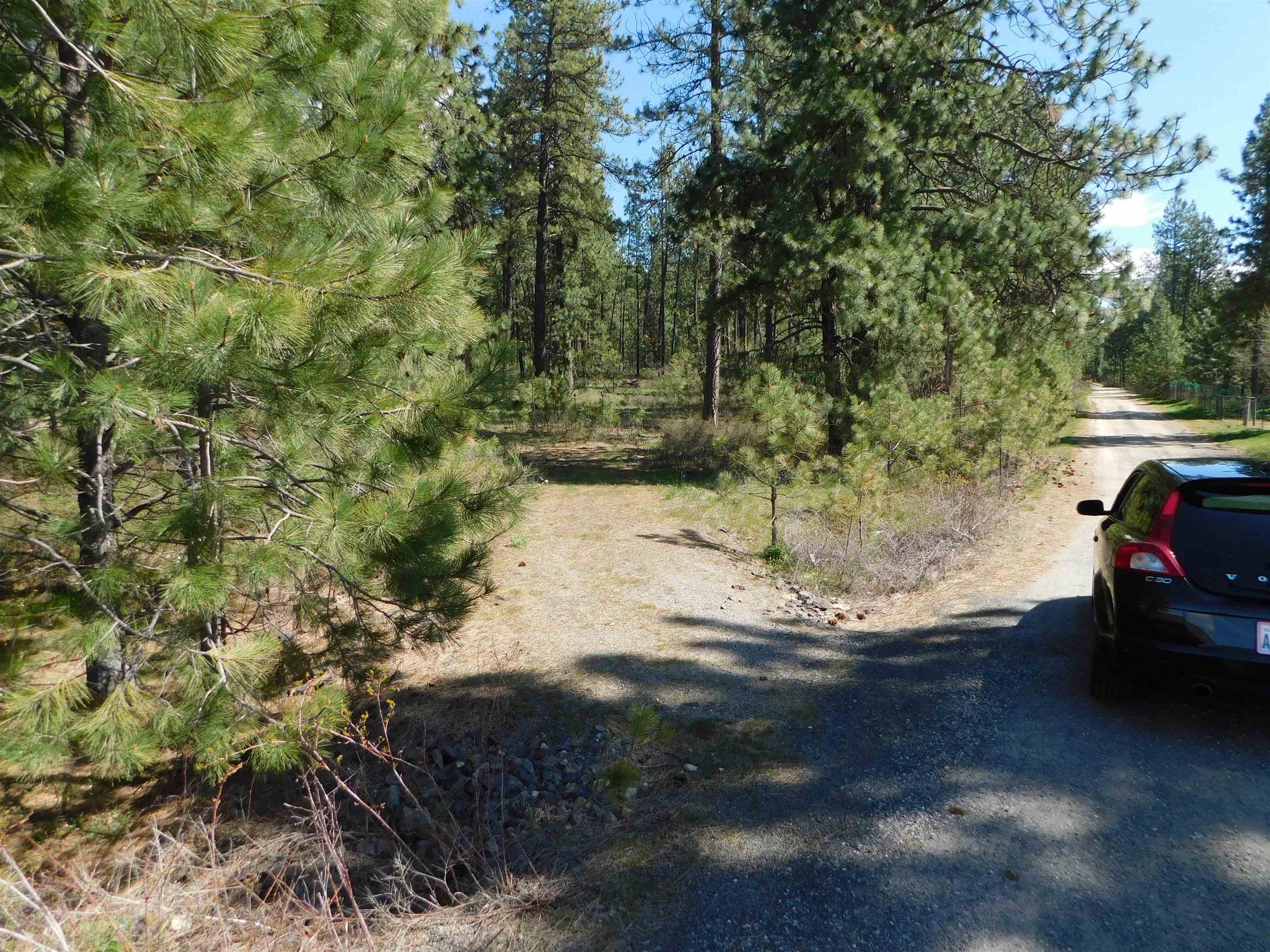 5481 South Swenson Road Deer Park, WA 99006 - Photo 1 of 14