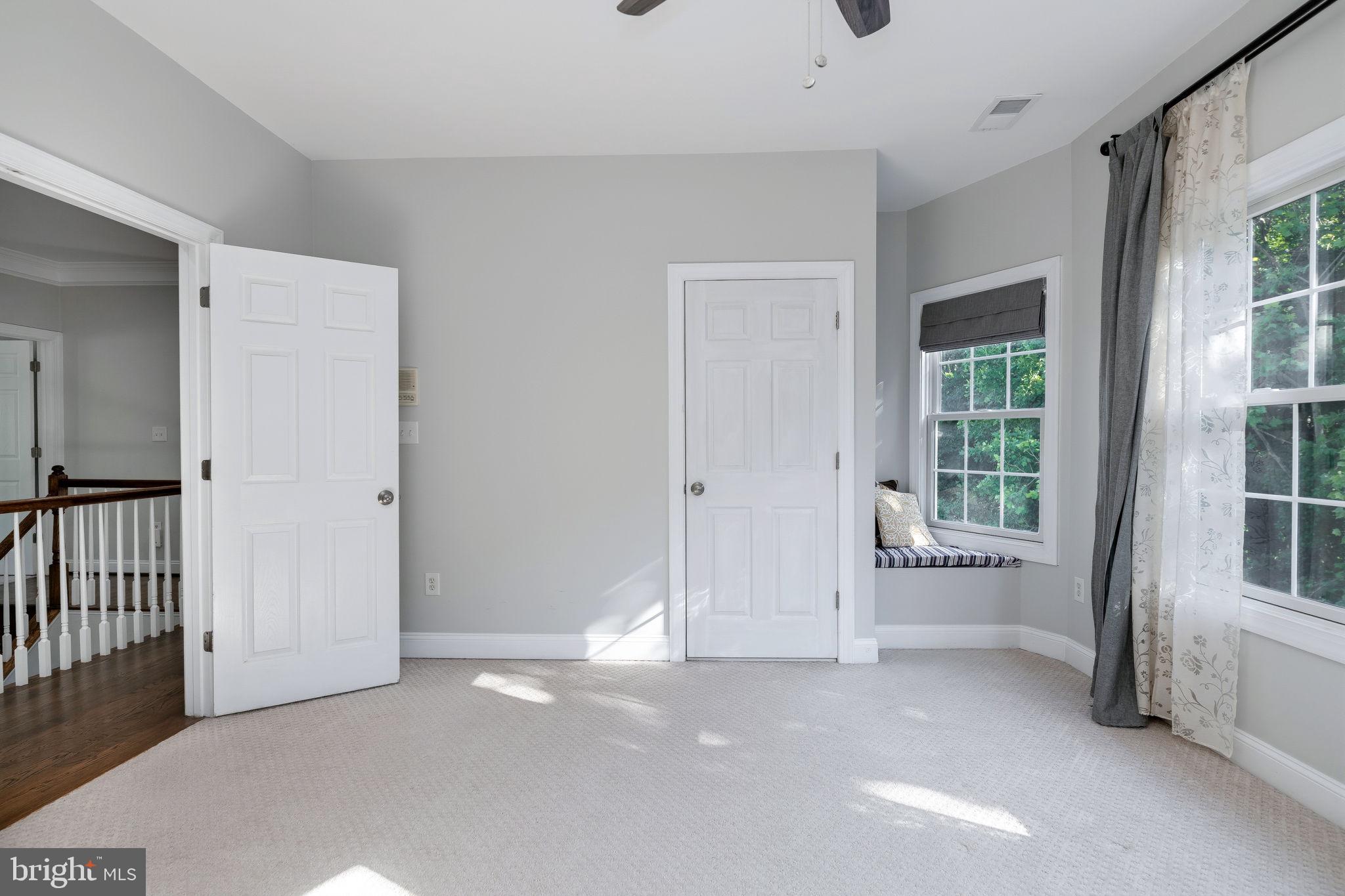 6039 Deer Ridge Trail Springfield, VA 22150 - Photo 30 of 103