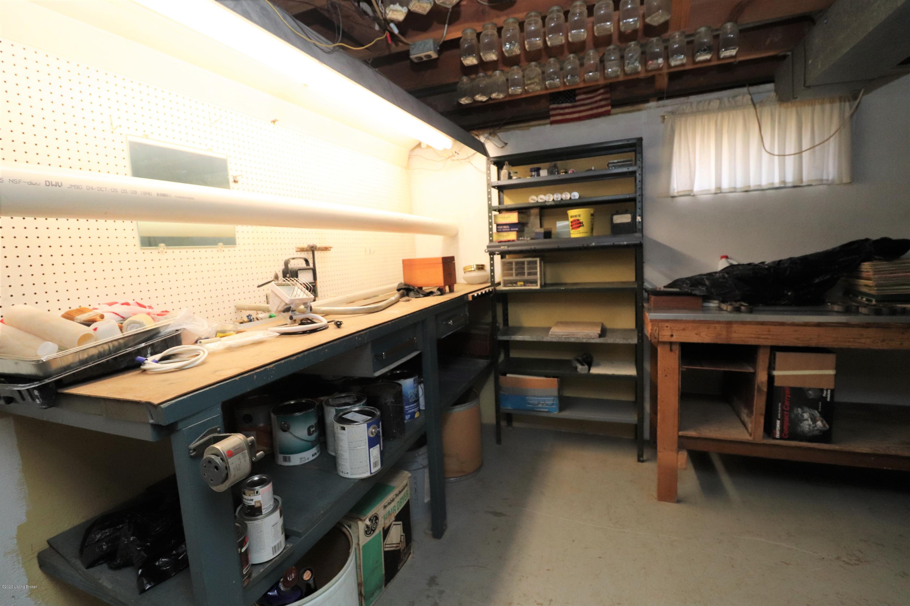 6705 Fernhaven Road Louisville, KY 40228 - Photo 20 of 21 Bsmt Workshop