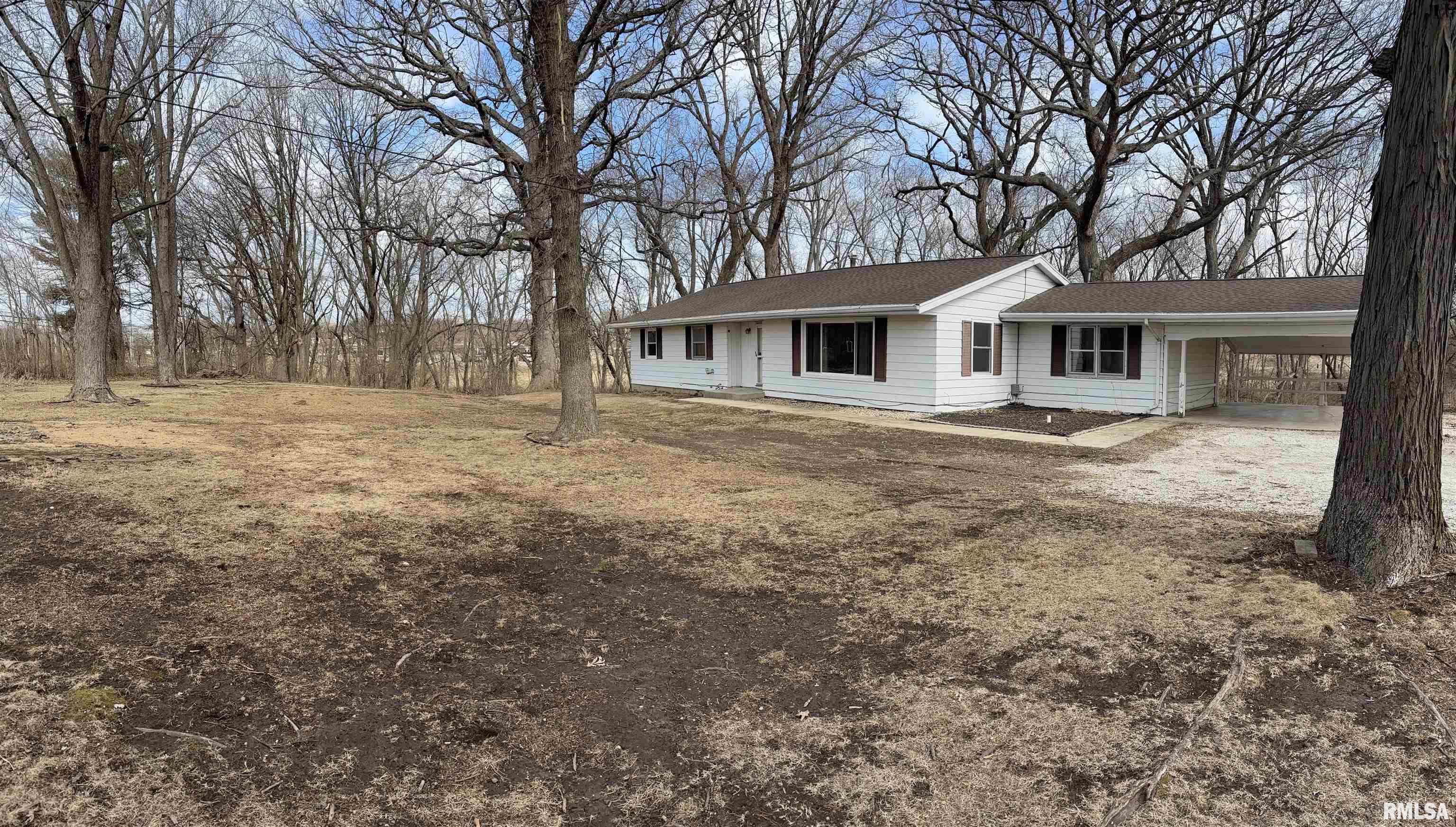 1913 South Main Street Eureka, IL 61530 - Photo 2 of 22