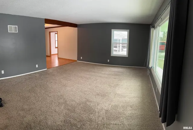 $245,000 | 1913 South Main Street, Eureka, IL 61530