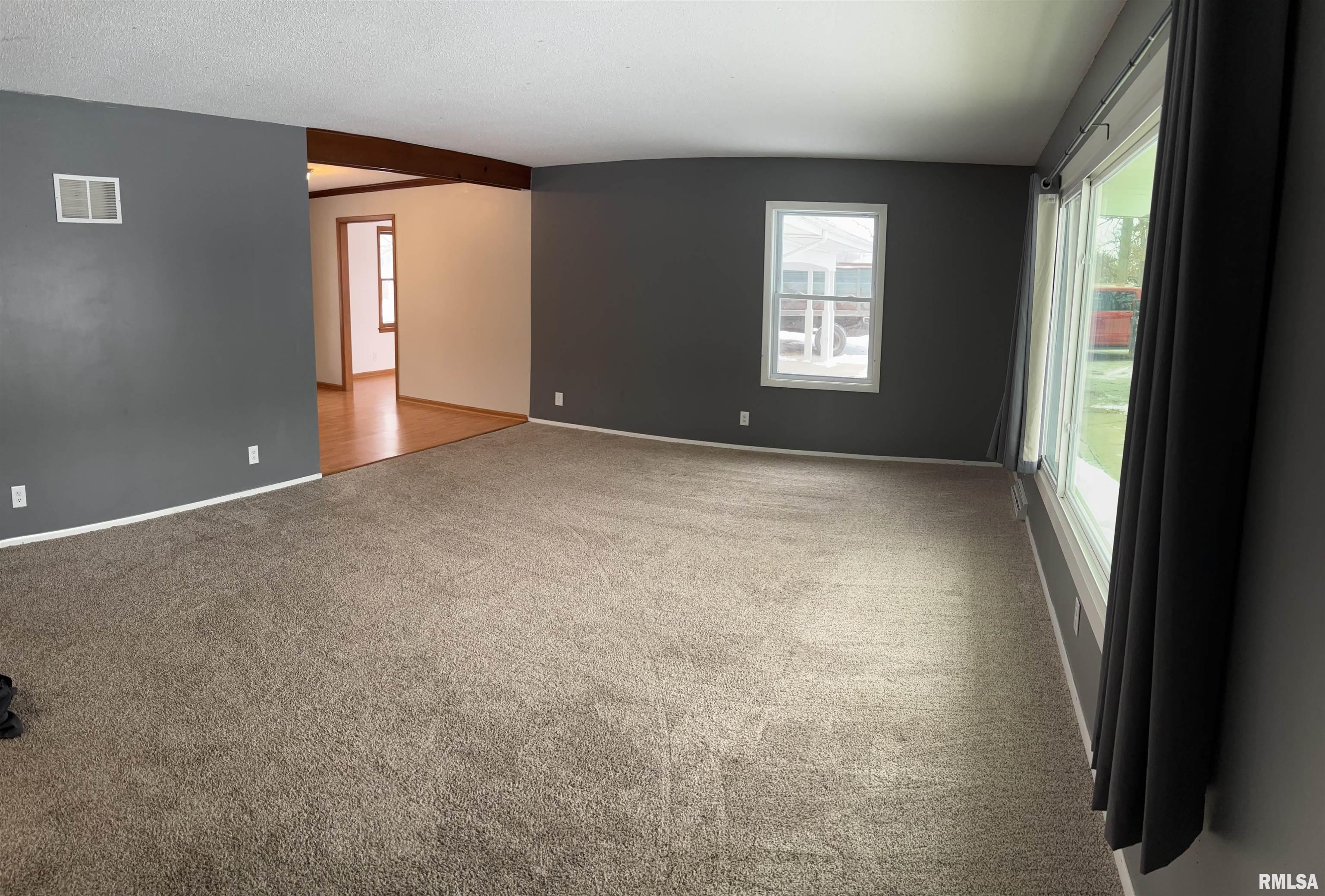 1913 South Main Street Eureka, IL 61530 - Photo 5 of 22