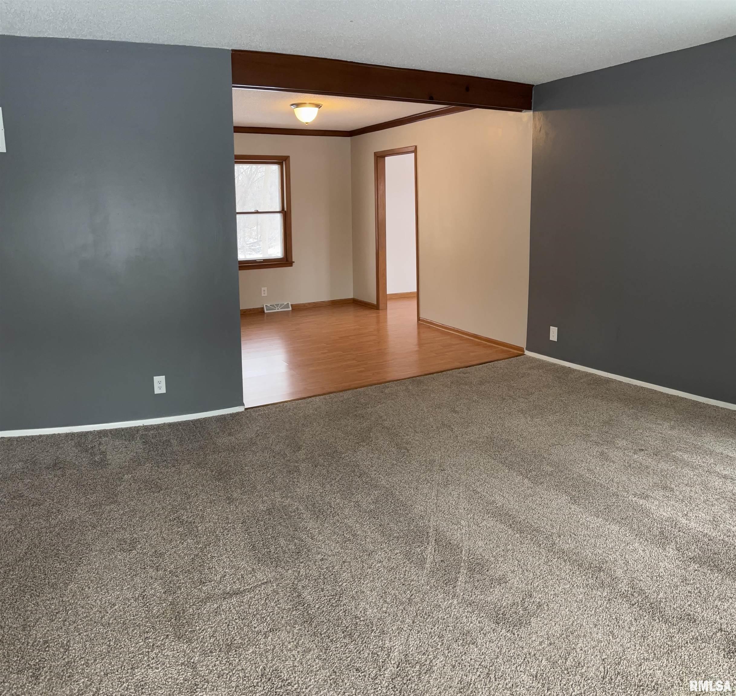 1913 South Main Street Eureka, IL 61530 - Photo 6 of 19