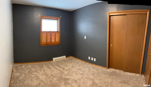 $245,000 | 1913 South Main Street, Eureka, IL 61530