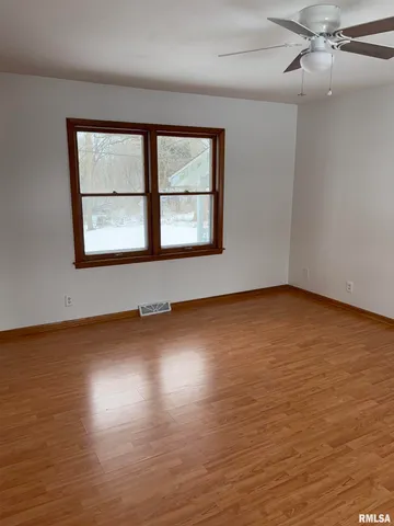 $245,000 | 1913 South Main Street, Eureka, IL 61530