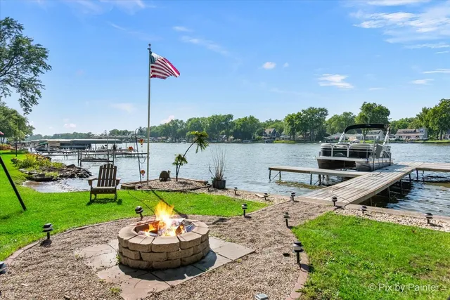 $409,000 | 1304 River Terrace Drive, Johnsburg, IL 60051