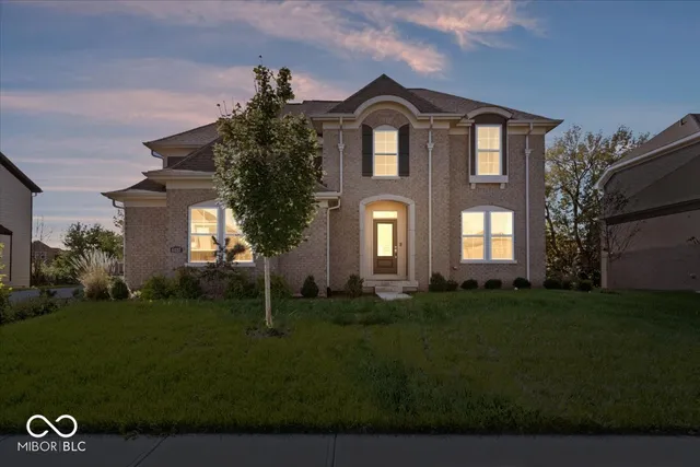 $715,000 | 6037 Shallow Crk Lane, Indianapolis, IN 46237