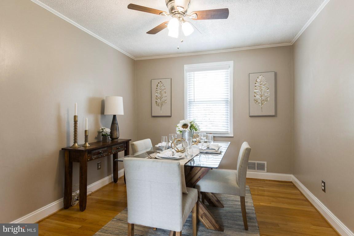 8120 Ridgely Oak Road Baltimore, MD 21234 - Photo 15 of 30