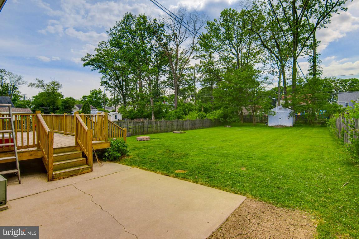 8120 Ridgely Oak Road Baltimore, MD 21234 - Photo 27 of 30