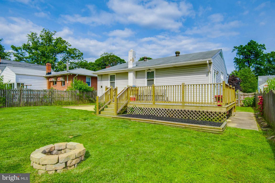 8120 Ridgely Oak Road Baltimore, MD 21234 - Photo 29 of 30