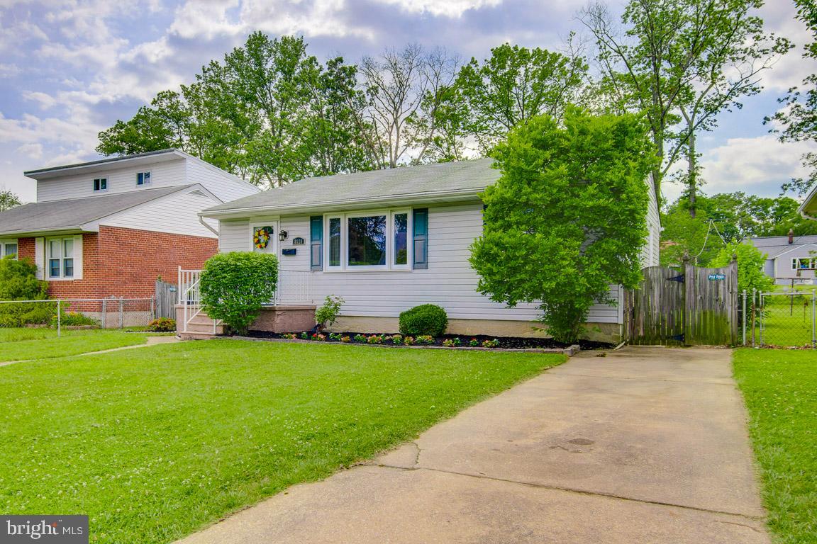 8120 Ridgely Oak Road Baltimore, MD 21234 - Photo 5 of 30