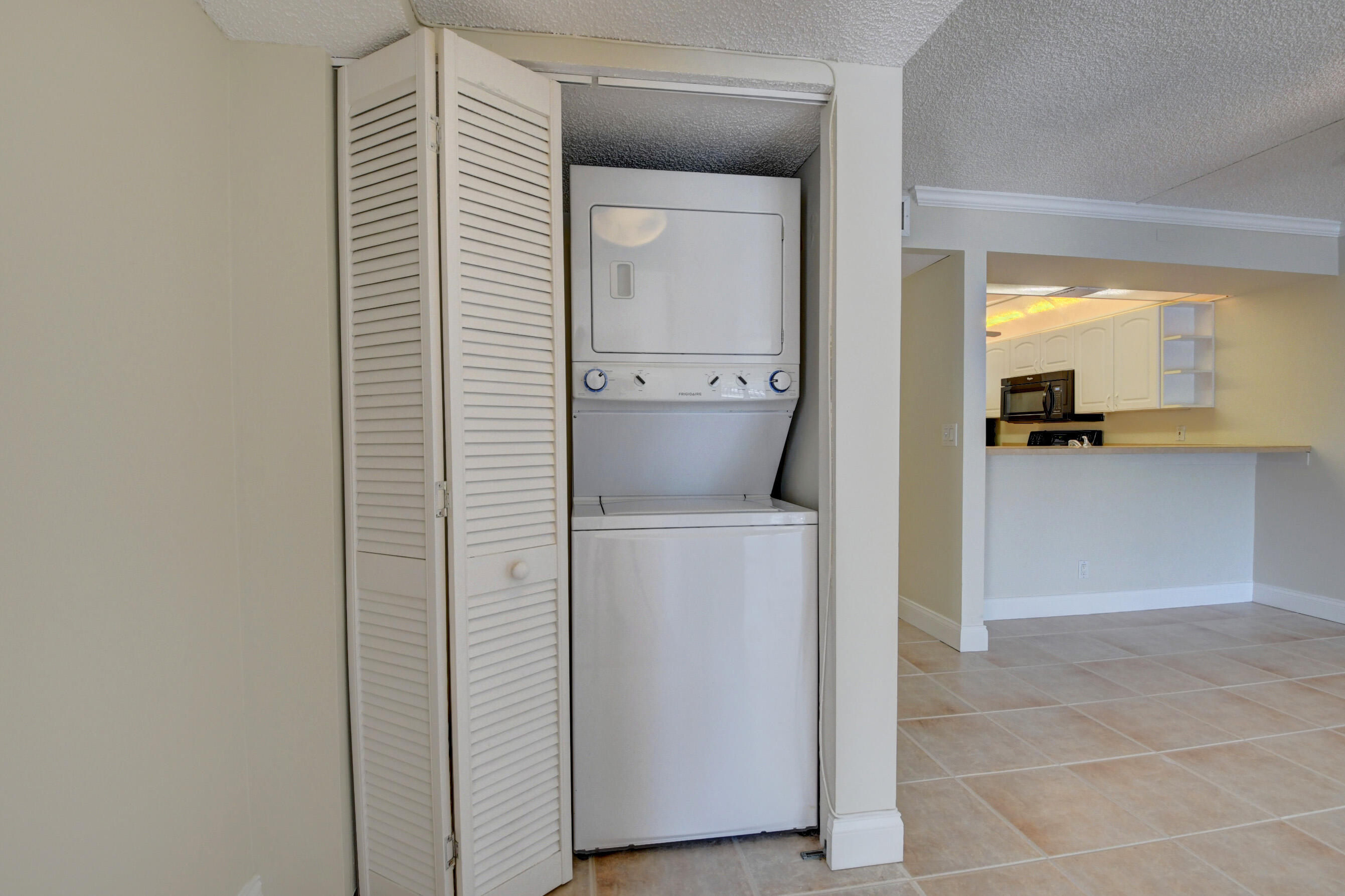 16 Royal Palm Way, Unit 202 Boca Raton, FL 33432 - Photo 21 of 54 a view of a storage & utility room