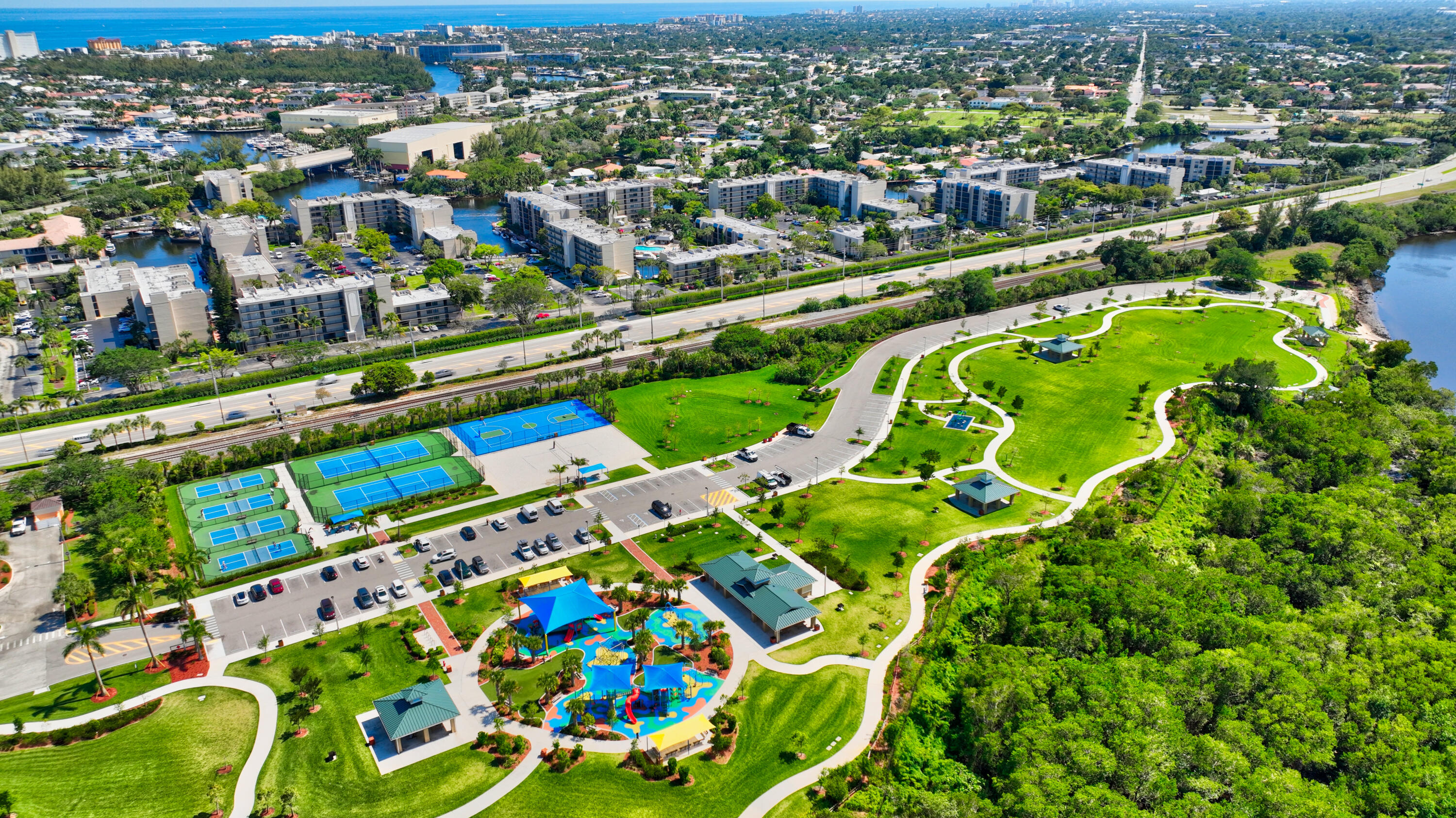 16 Royal Palm Way, Unit 202 Boca Raton, FL 33432 - Photo 54 of 54 a view of a city