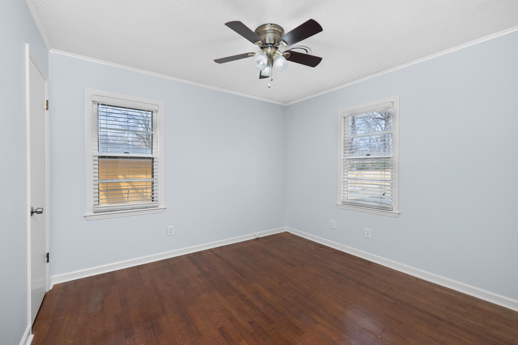 5364 Virgil Road Memphis, TN 38134 - Photo 27 of 32 a view of an empty room with a window