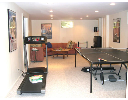 16 Stony Brook Road Weston, MA 02493 - Photo 17 of 19 Gallery Image 17