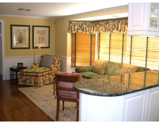16 Stony Brook Road Weston, MA 02493 - Photo 7 of 19 Gallery Image 7