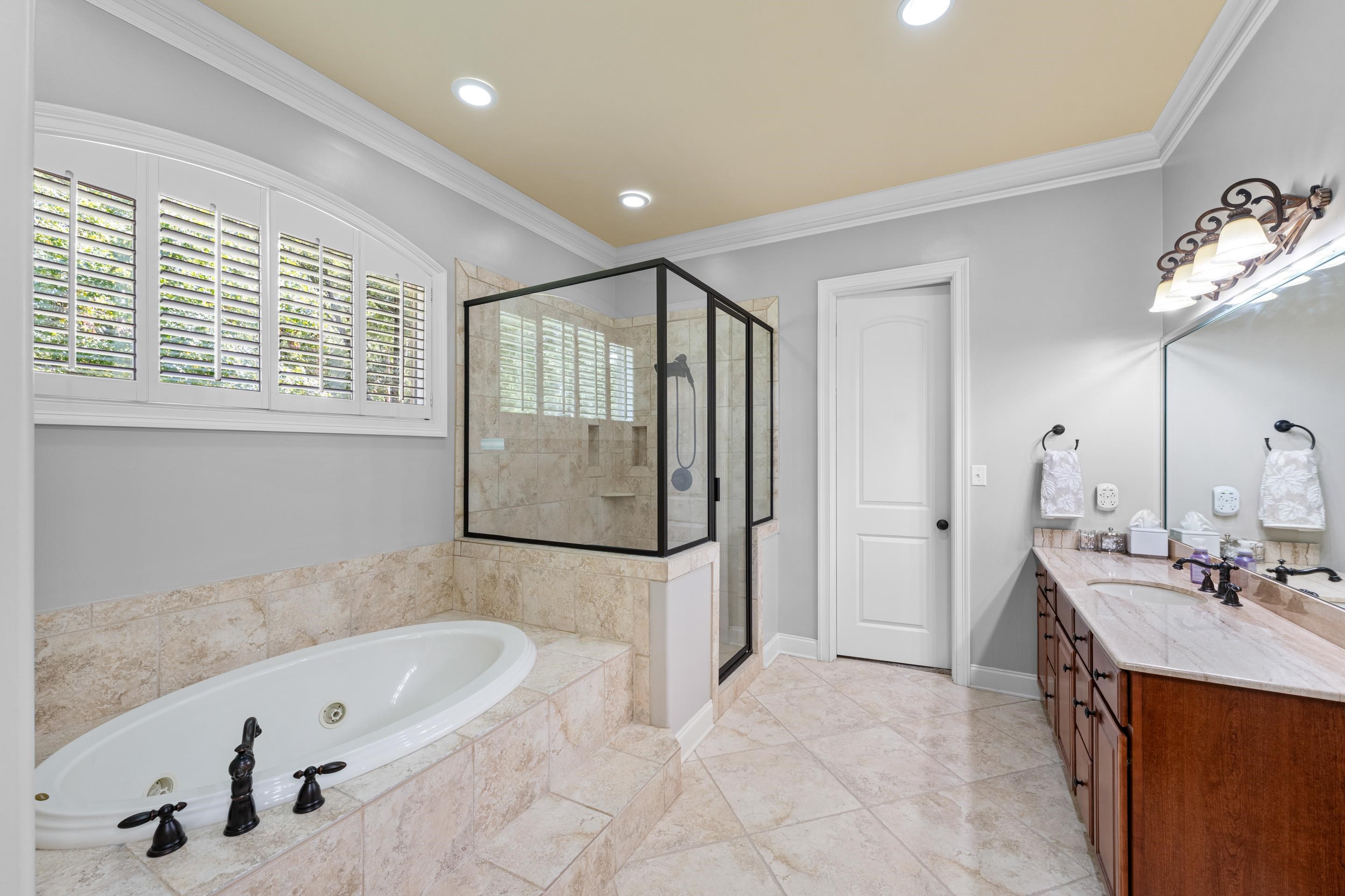 300 Windover Road Piperton, TN 38017 - Photo 17 of 40 Walk in shower with Whirlpool Tub