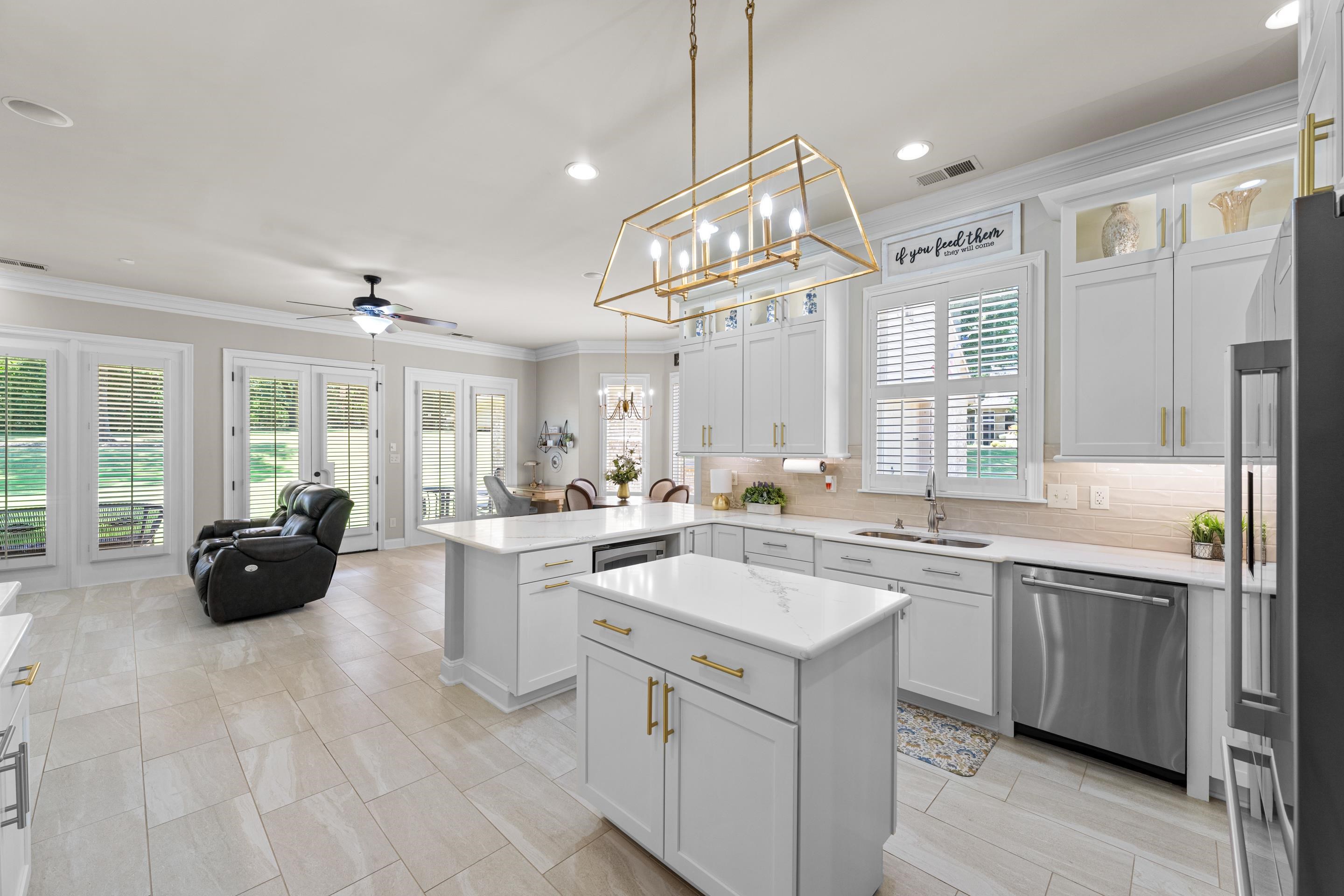 300 Windover Road Piperton, TN 38017 - Photo 9 of 40 Lots of open space for entertaining for the upcoming holidays.