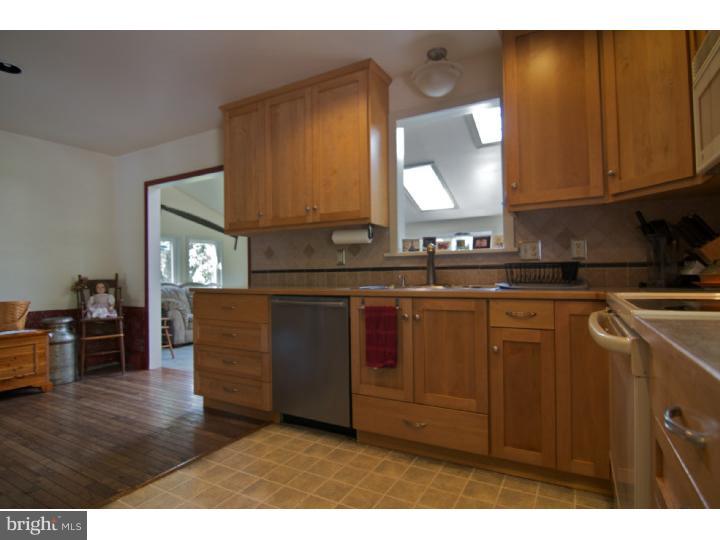 1013 Penny Road Green Lane, PA 18054 - Photo 8 of 22 Kitchen