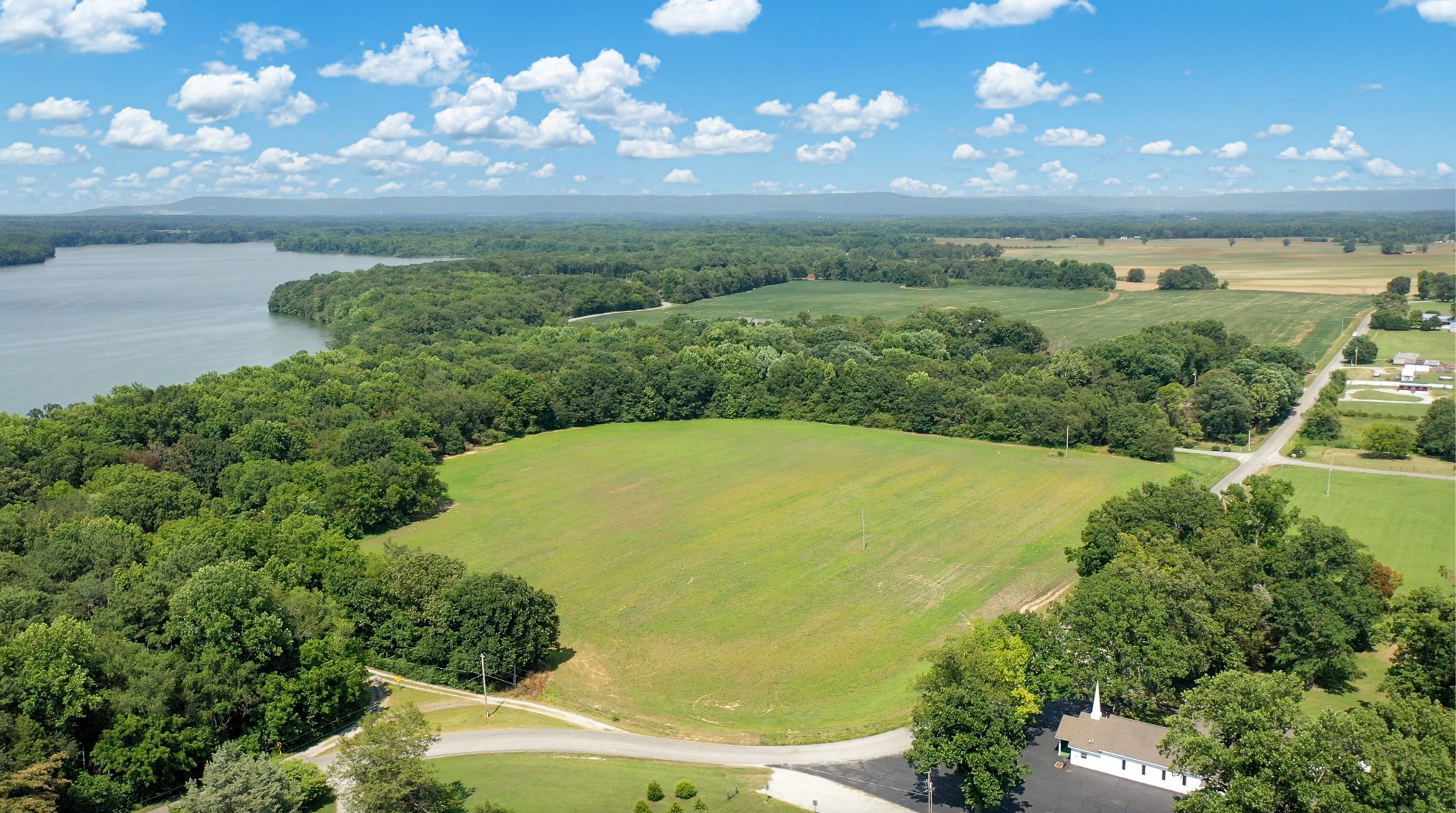 3 Monroe Floyd Road Decherd, TN 37324 - Photo 4 of 26 a view of outdoor space and city view